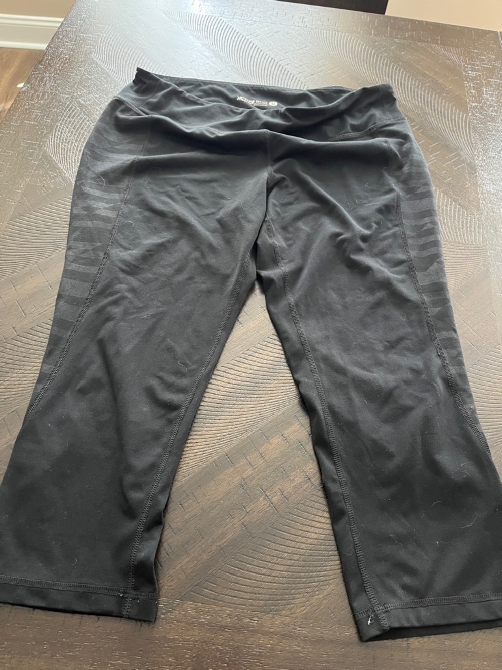 Black Capri Workout Pants - Unbranded